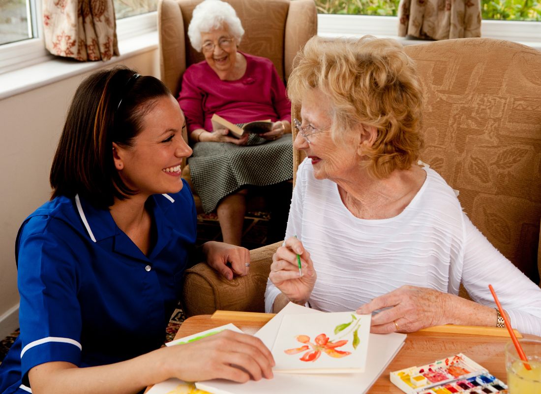 The Benefits of Being a Resident at an All-Female Memory Care Facility with Meaningful Activities